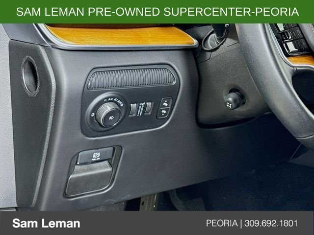 Used 2023 Black Jeep Series III image 10