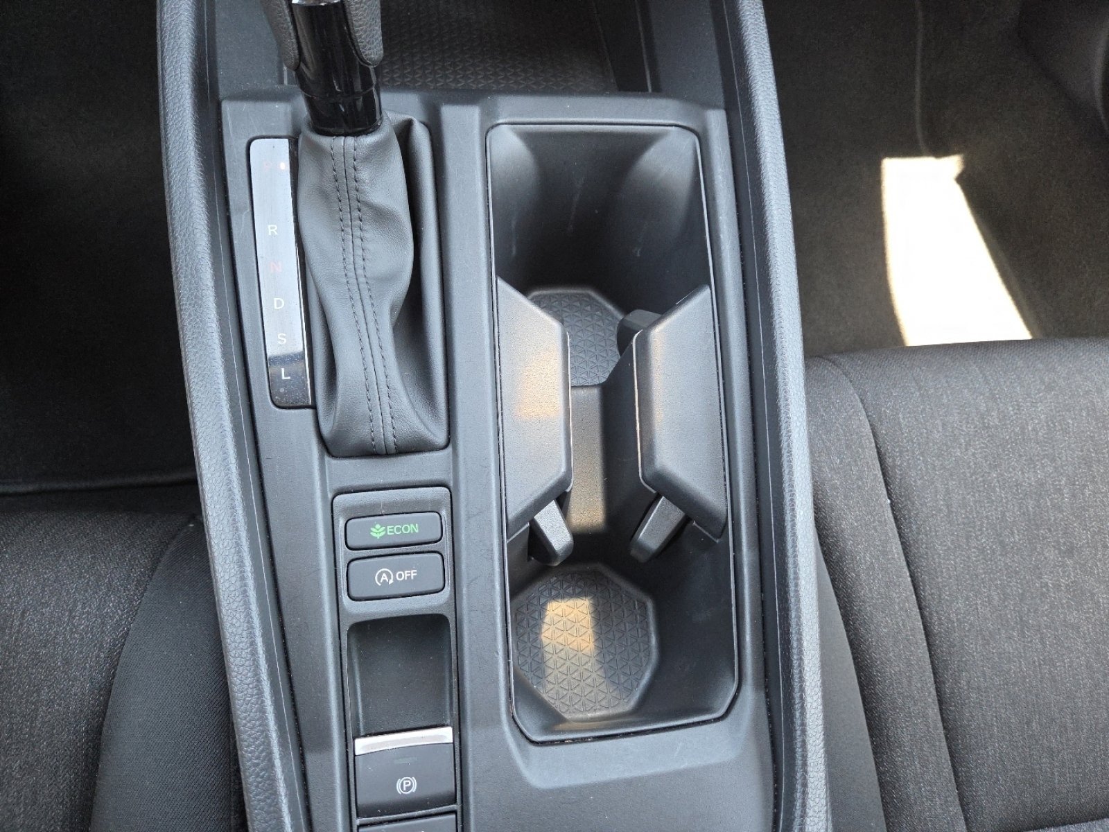 2025 Honda Accord LX - Photo 31