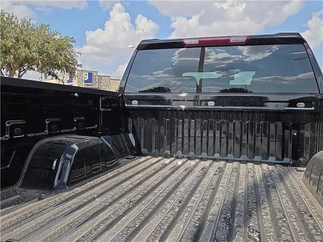 New 2026 Onyx Black GMC SLT image 9