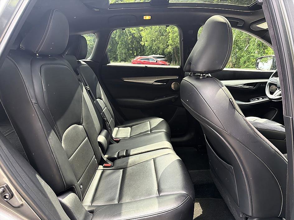 Used 2019 Graphite Shadow INFINITI ESSENTIAL image 20
