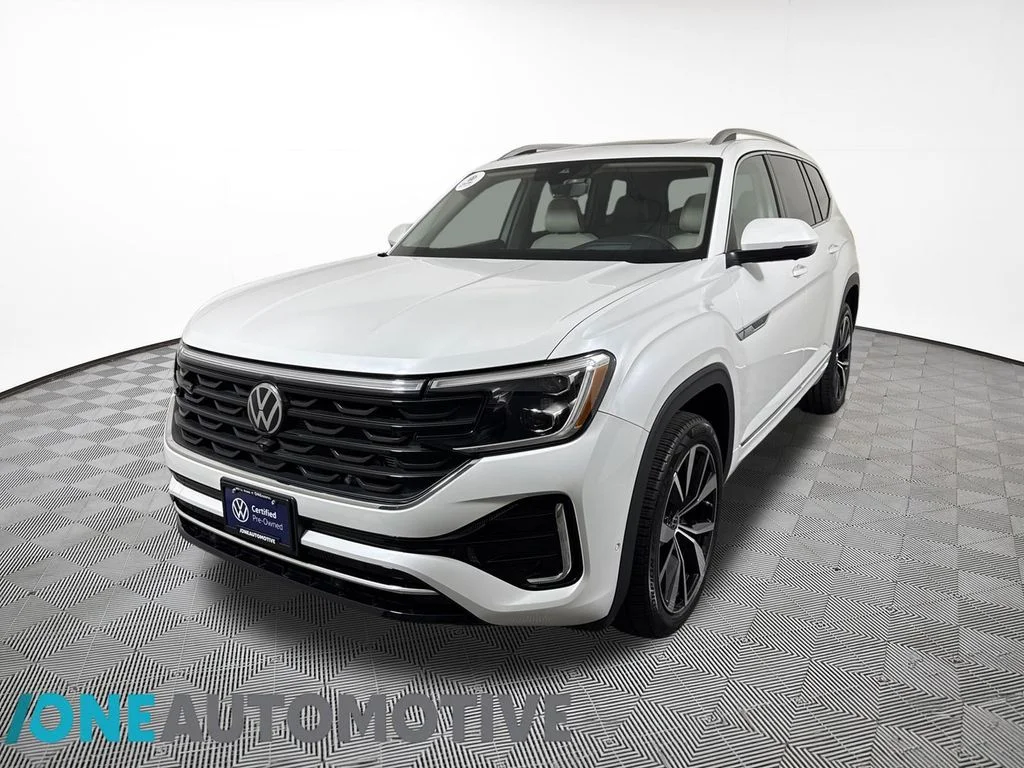 2024 Volkswagen Atlas 2.0T SEL Premium R-Line 4MOTION's photo