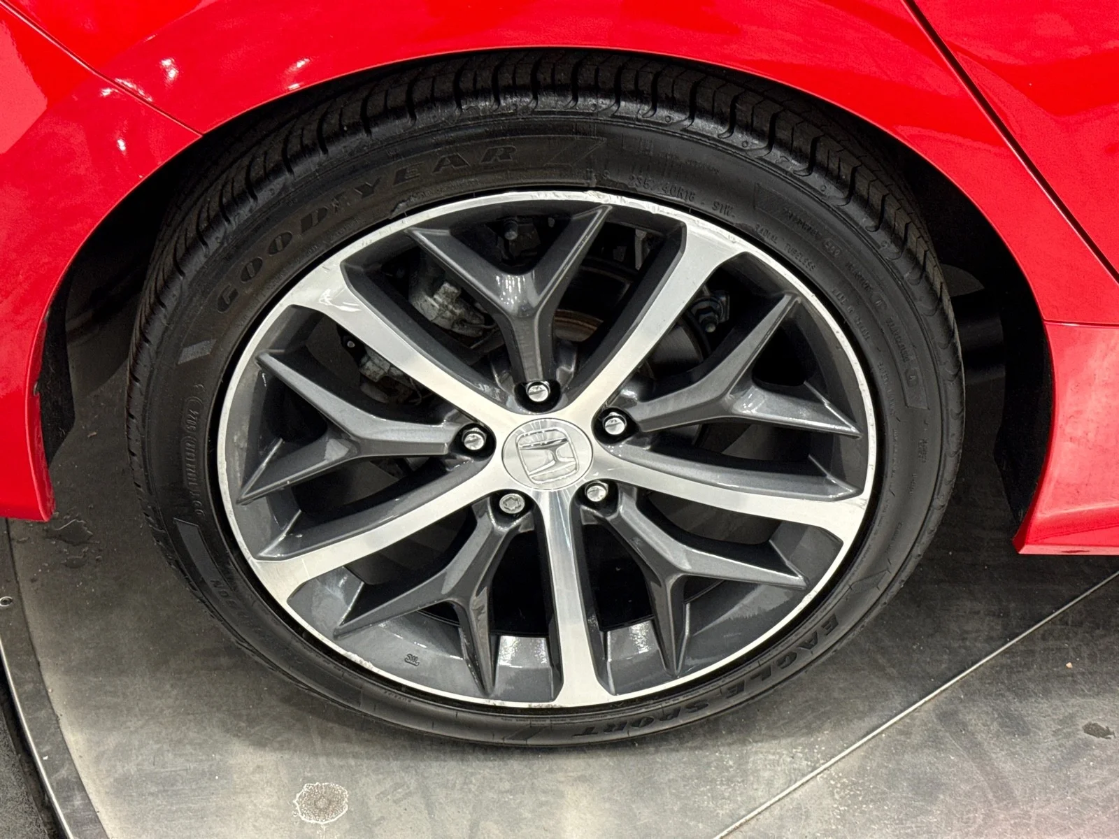 Used 2024 Rallye Red Honda Touring CVT image 52