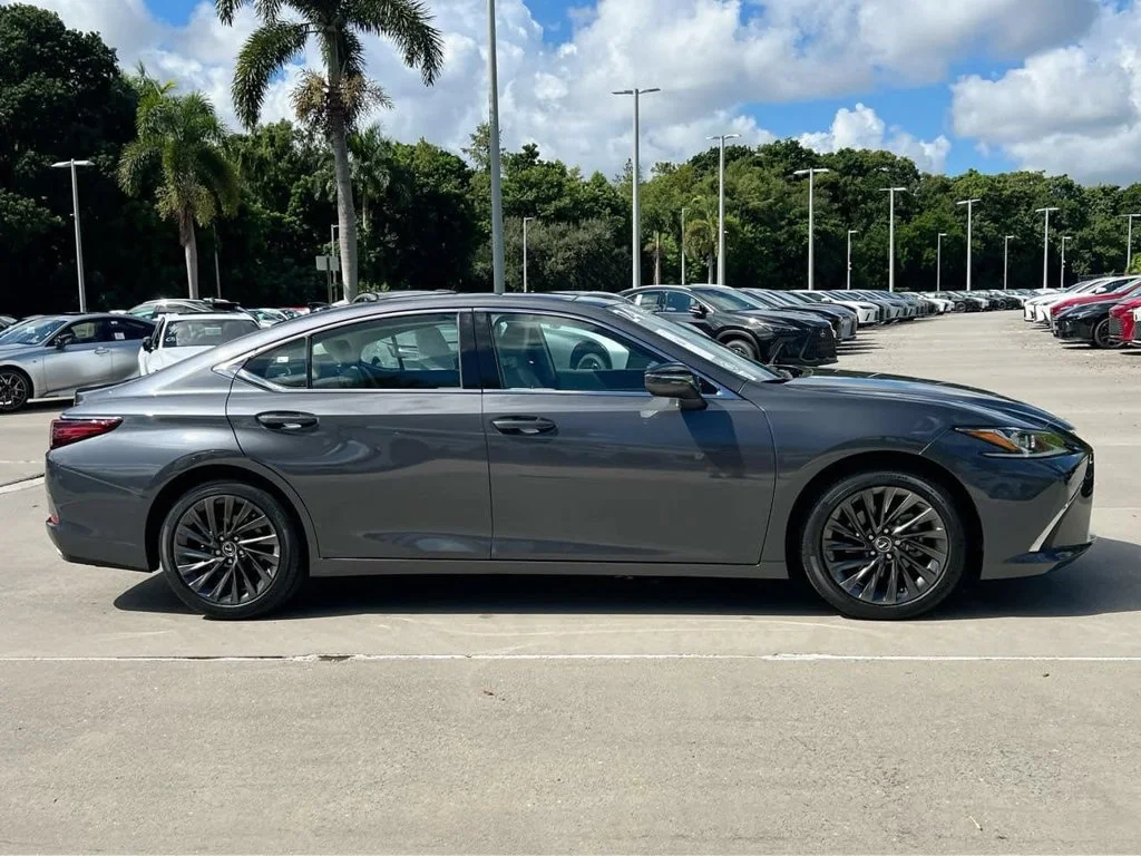 Certified Used 2024 CLOUDBURST GRAY Lexus 350 Luxury image 8