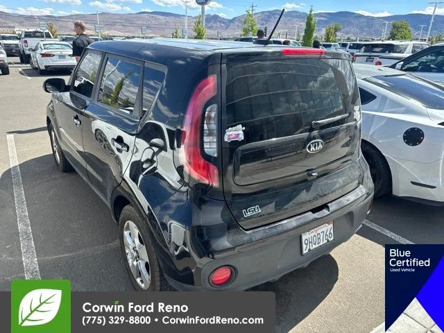 Used 2018 Black Kia Base image 5