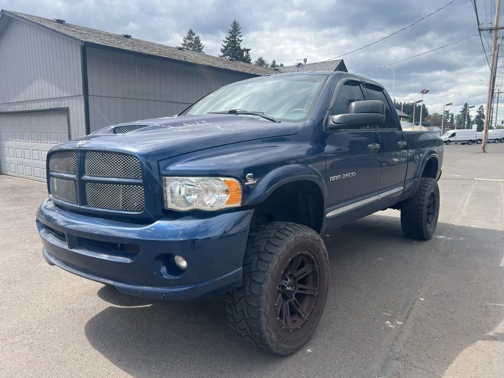 Used 2005 Blue Dodge Laramie image 2