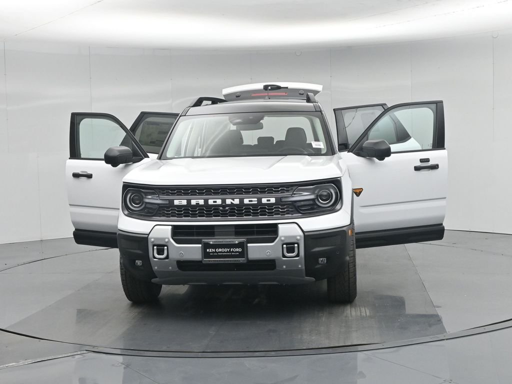 New 2026 Oxford White Ford Badlands image 35