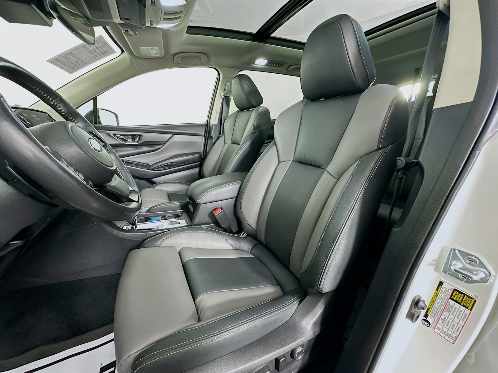 Used 2023 Crystal White Pearl Subaru Onyx Edition image 22