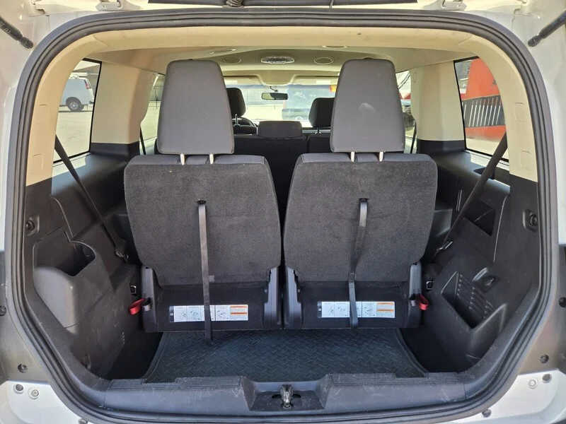 Used 2014 WHITE SUEDE Ford SE image 11
