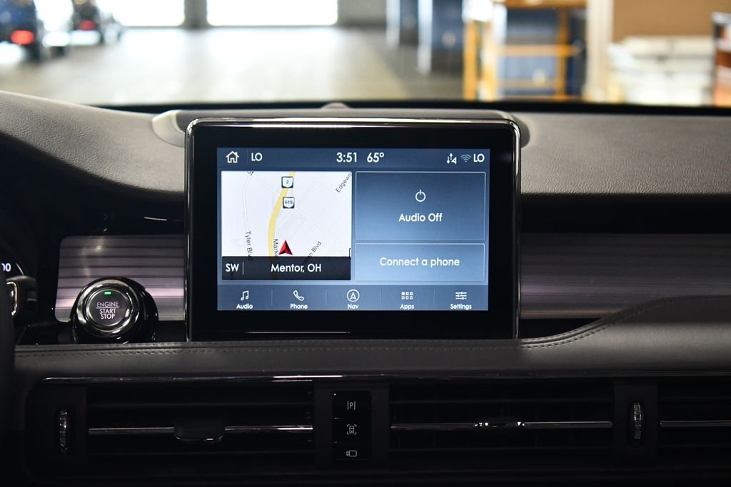 Used 2022 Red Lincoln Standard image 19