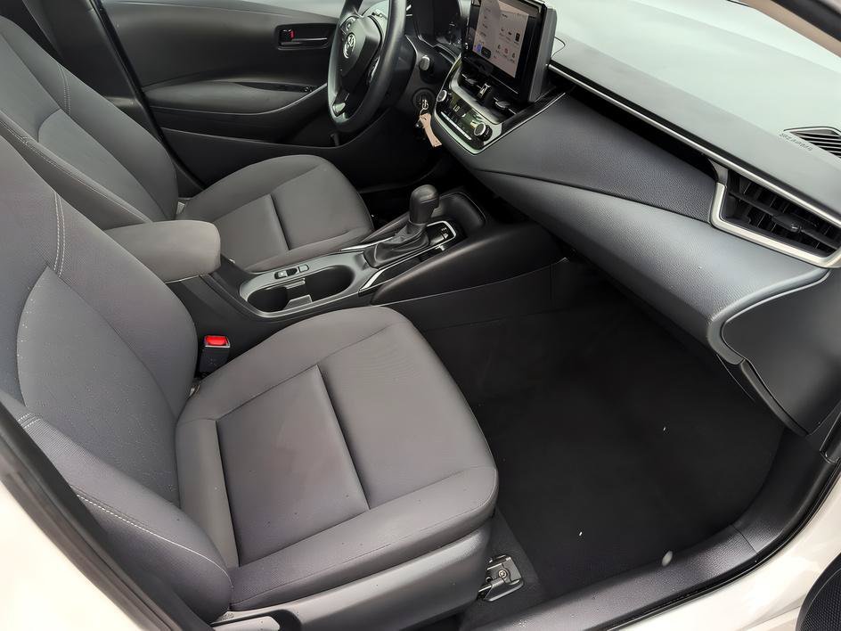 Used 2024 Ice Toyota LE image 24