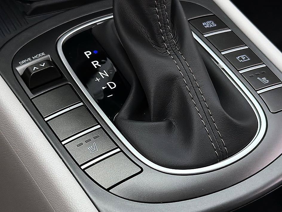 Used 2026 Abyss Black Pearl Hyundai SEL Sport image 14