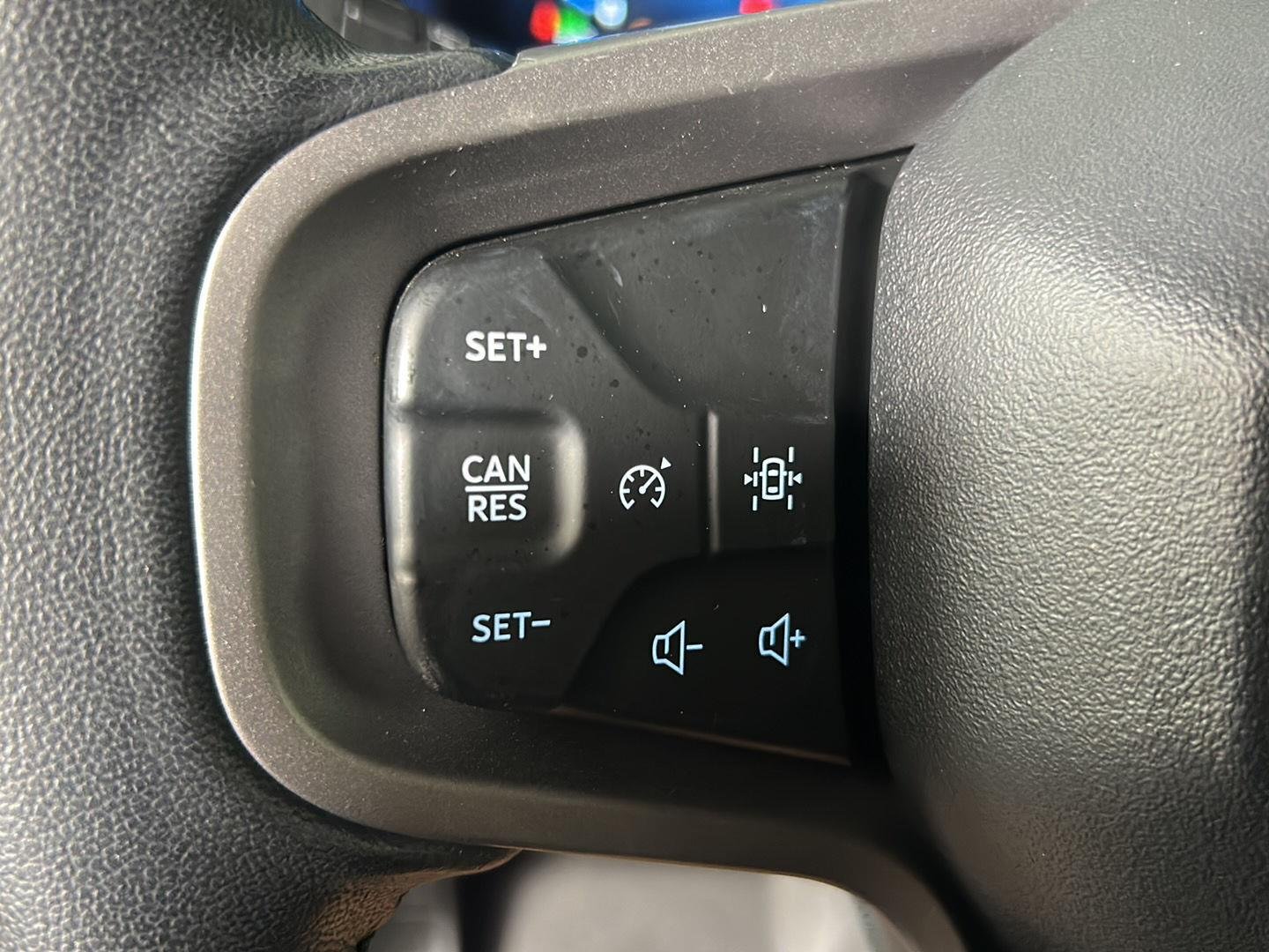 Used 2025 Shadow Black Ford Badlands image 19