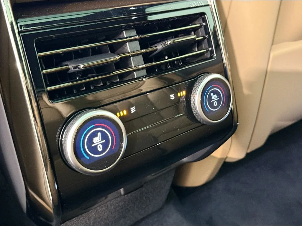 New 2026 Varesine Blue Land Rover SE image 27