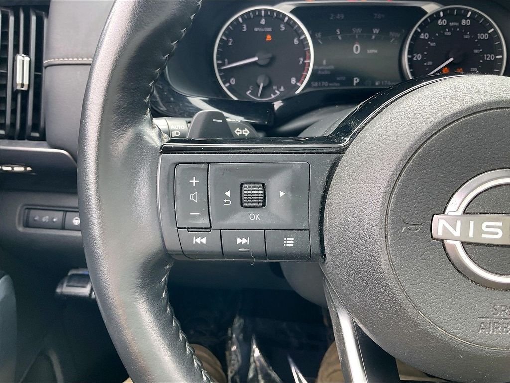 Used 2022 Super Black Nissan SL image 23
