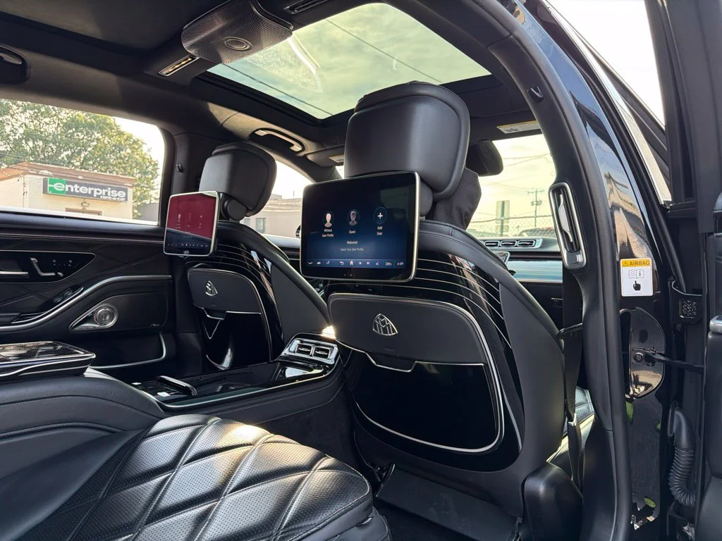Used 2023 Black Mercedes-Benz Maybach S 580 image 13