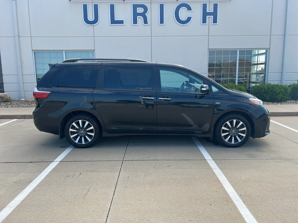 Used 2020 Midnight Black Metallic Toyota Limited Premium image 11