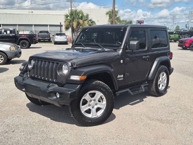 Used 2020 Crystal Metallic Jeep Sport S image 2