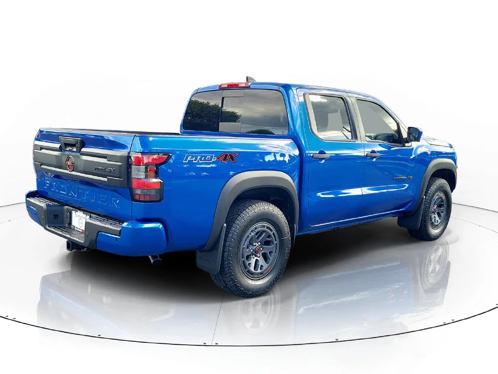 New 2027 Blue Nissan PRO-4X image 7