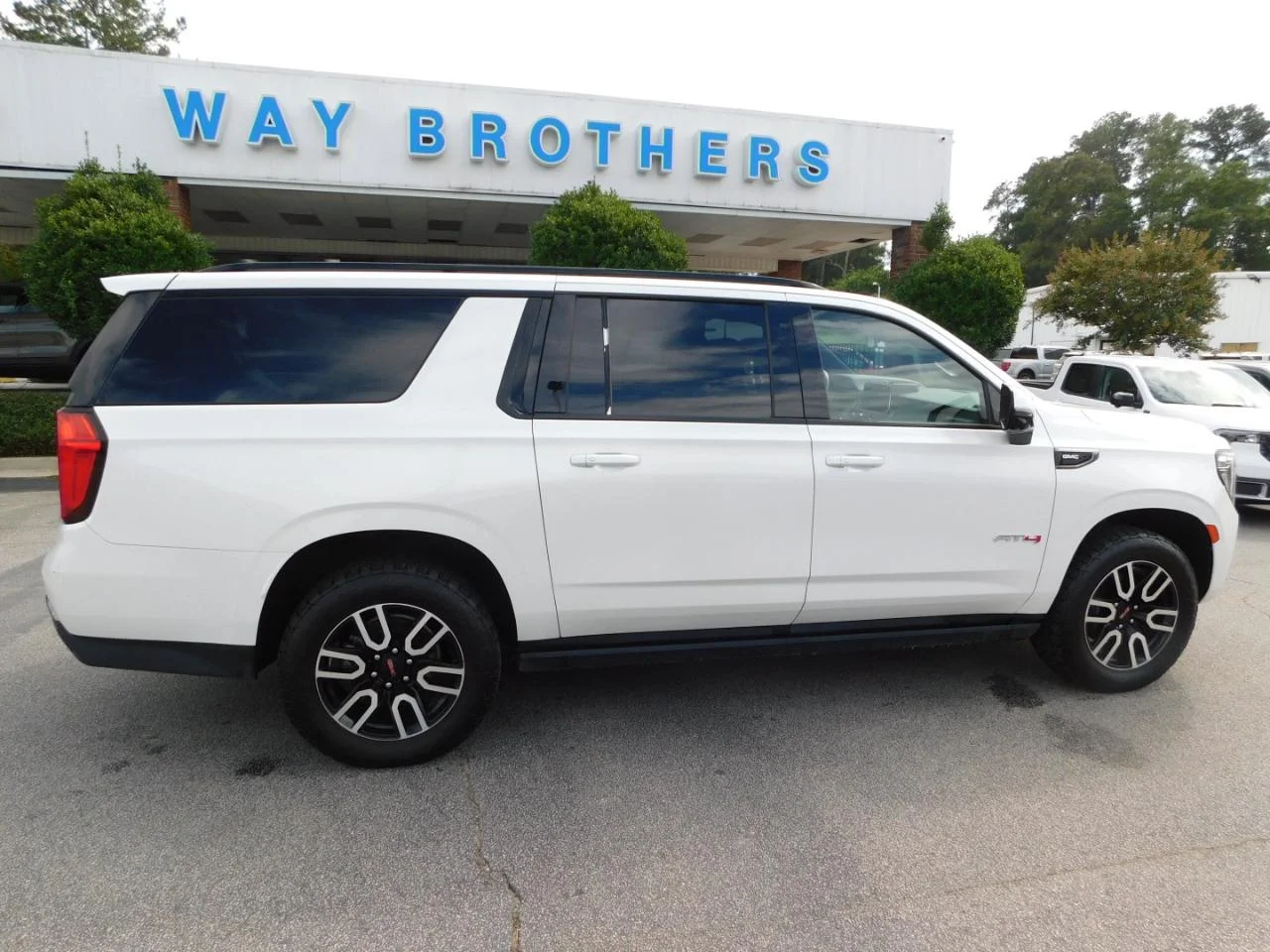 2023 GMC Yukon XL