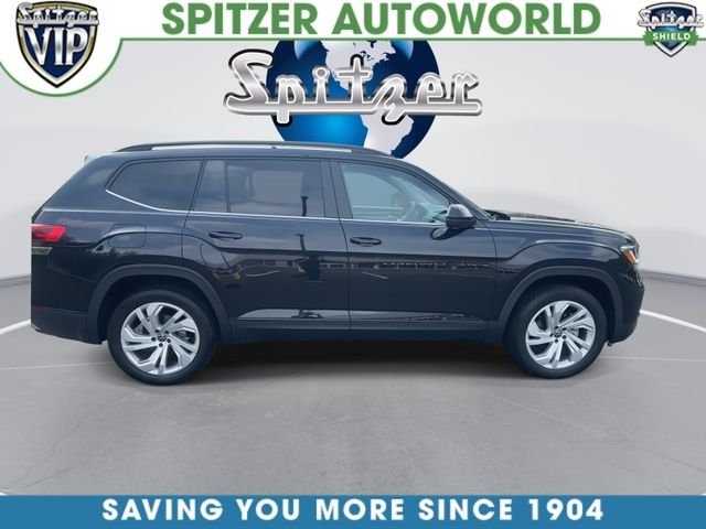 Used 2023 Black Volkswagen 3.6L V6 SE w/Technology image 10