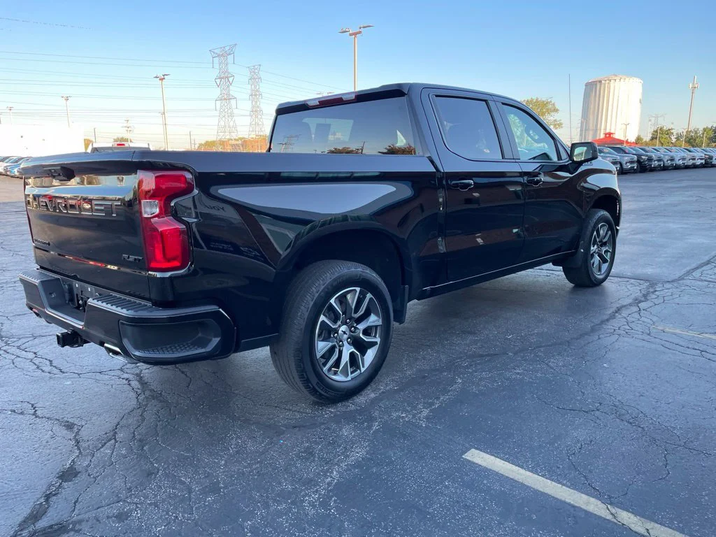 Used 2023 Black Chevrolet RST image 6