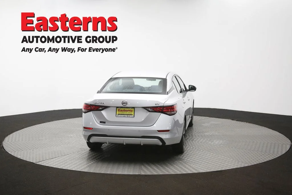 Used 2022 Silver Nissan SV image 37