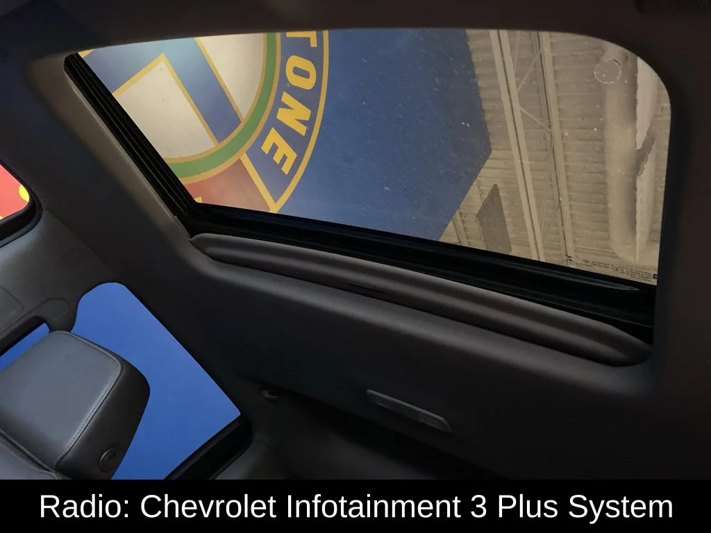 Used 2022 White Chevrolet LTZ image 16