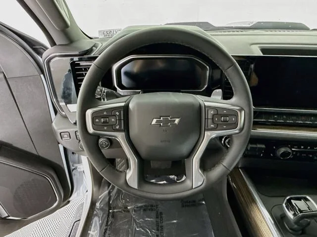 New 2026 Summit White Chevrolet LT Trail Boss image 13