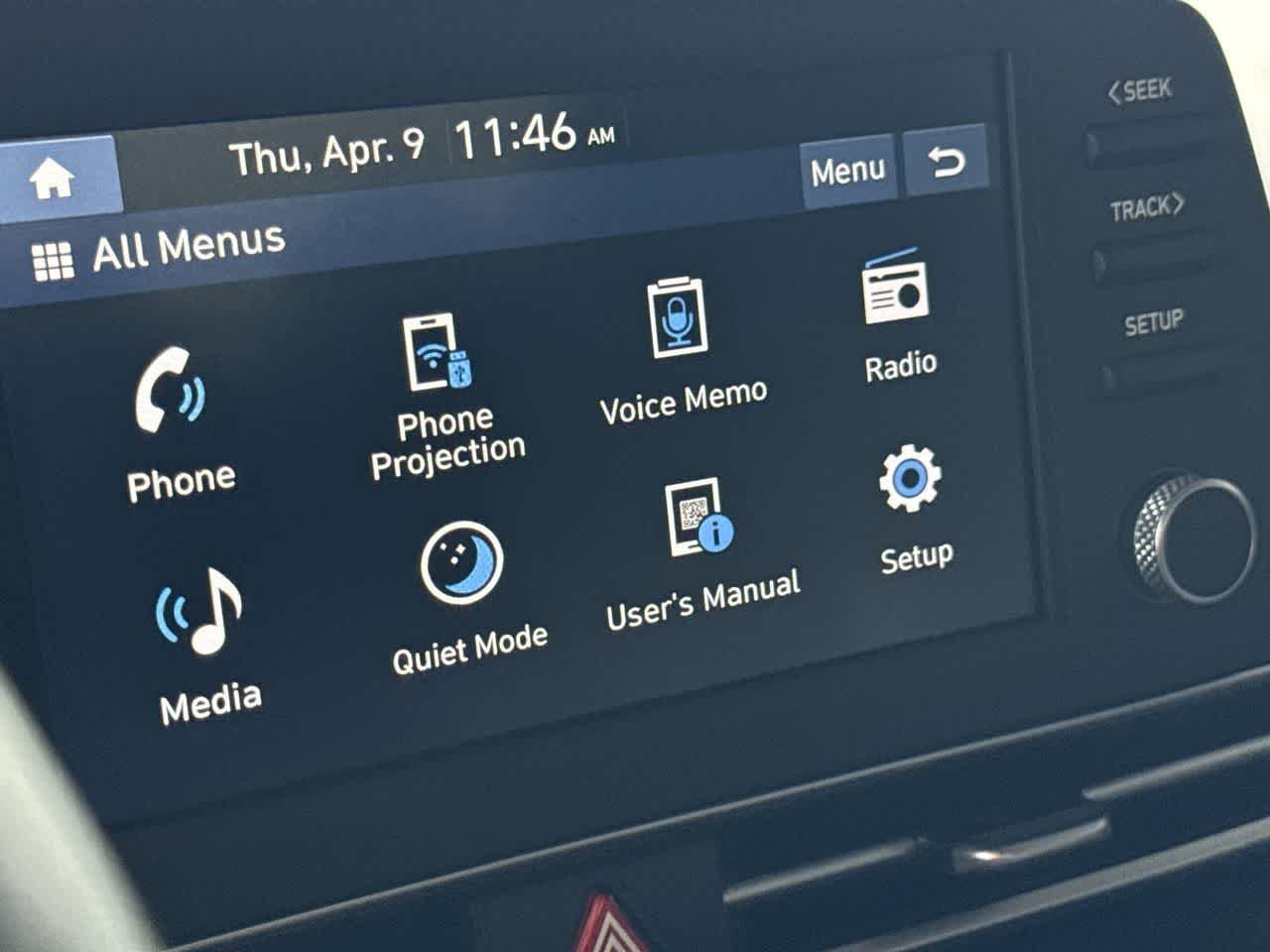 2025 Hyundai Elantra SE - Photo 18