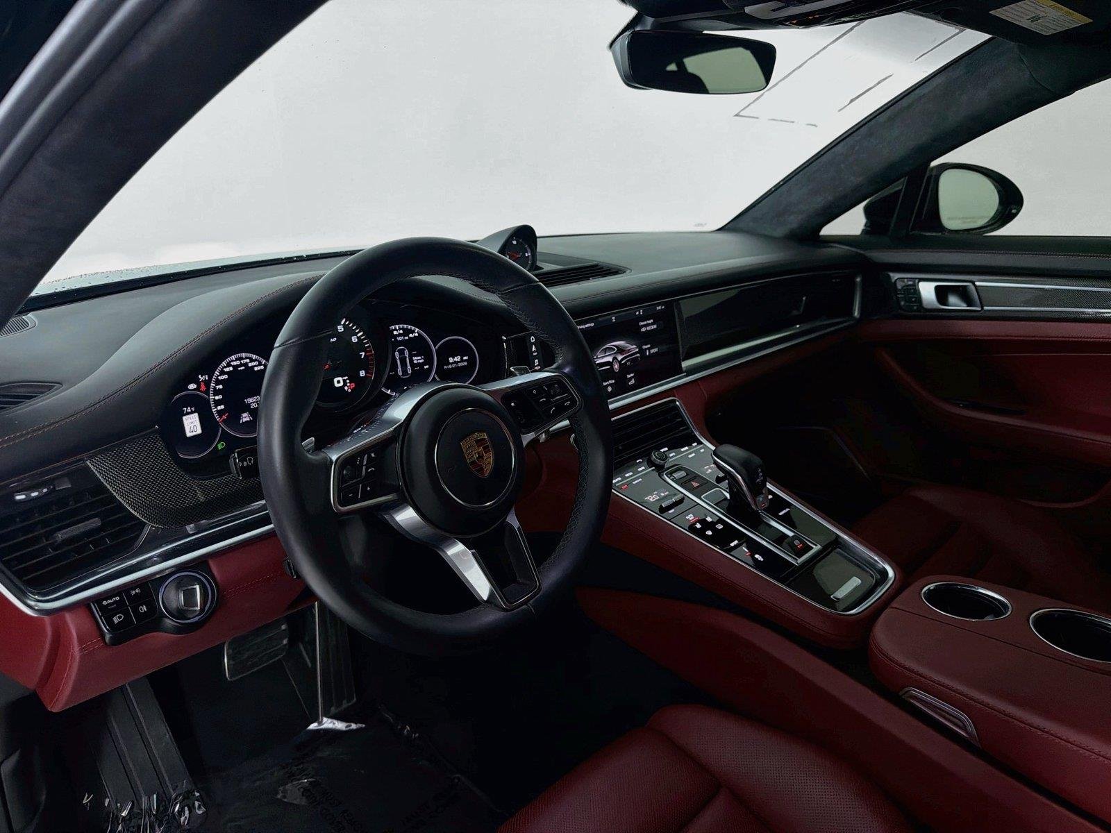 Used 2018 Jet Black Metallic Porsche Turbo image 4