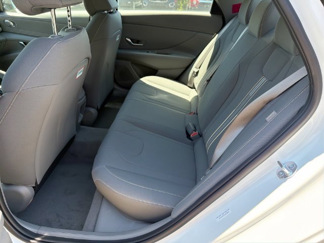 New 2026 White Hyundai SEL Sport image 65