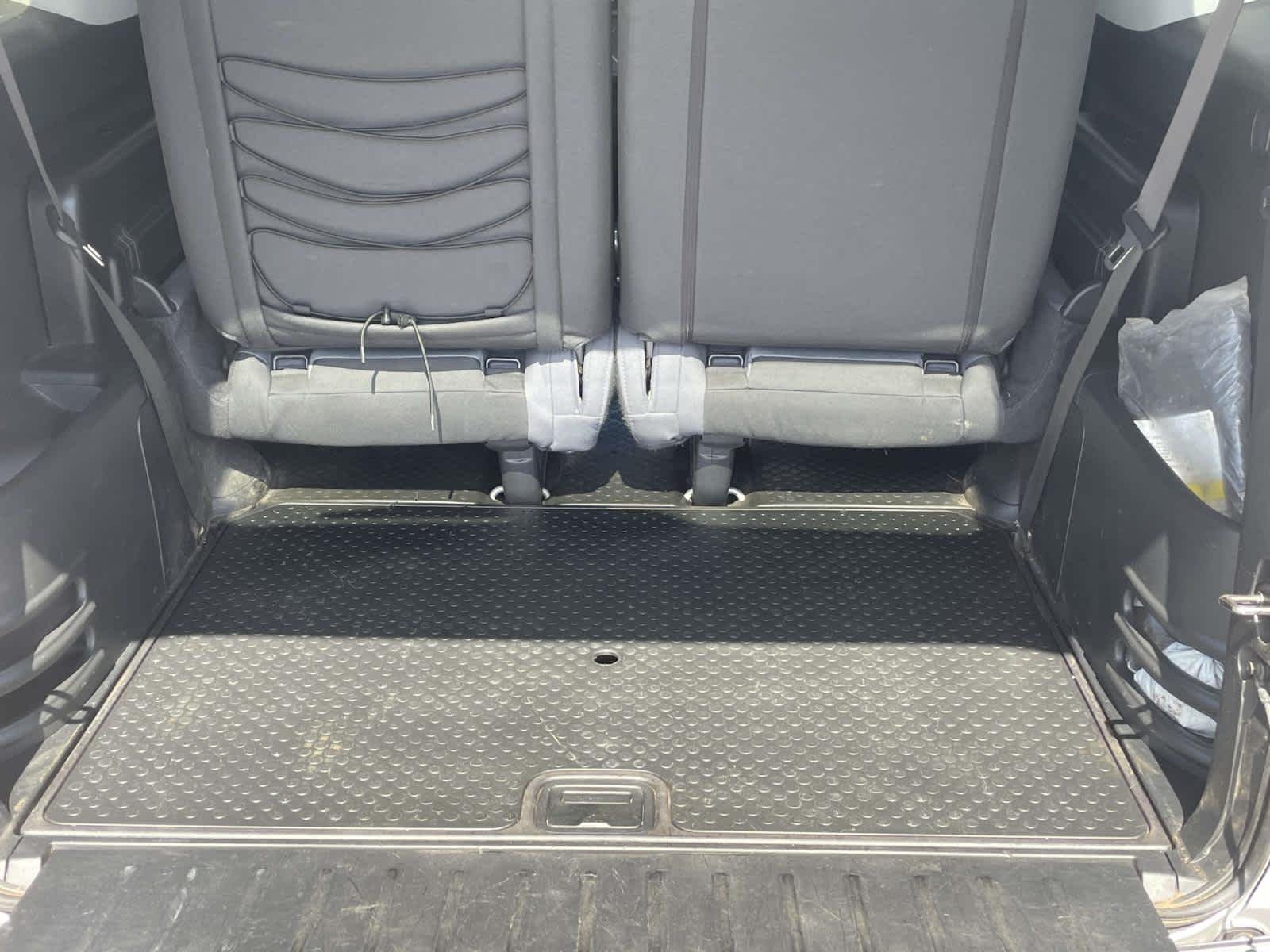 Used 2008 Alabaster Silver Metallic Honda EX image 17