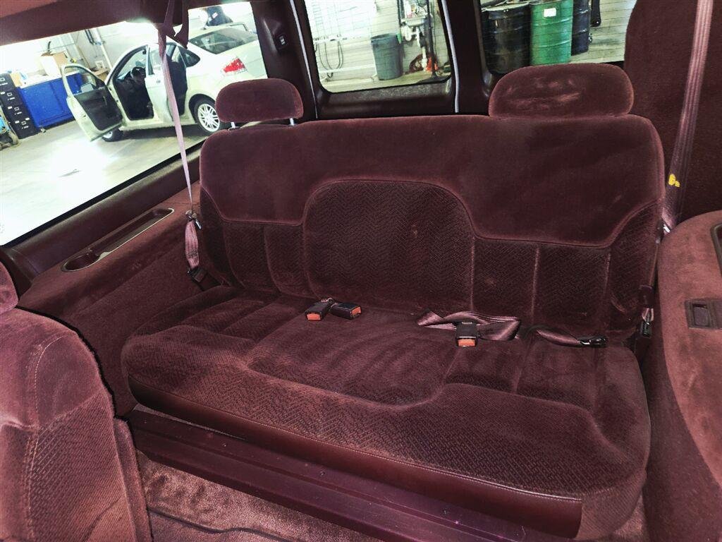 Used 1999 Summit White GMC BASE image 29
