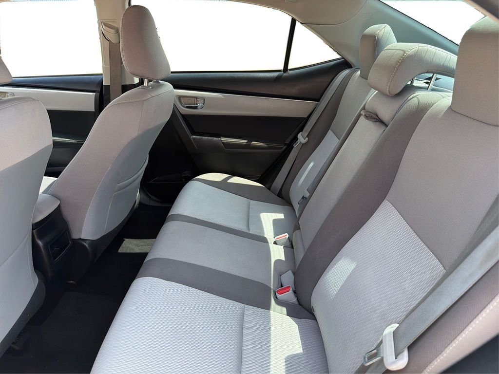 Used 2018 Classic Silver Metallic Toyota L image 11