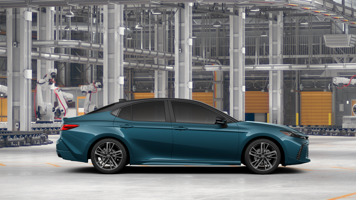 New 2026 Ocean Gem with Midnight Black Metallic roof Toyota XSE image 12