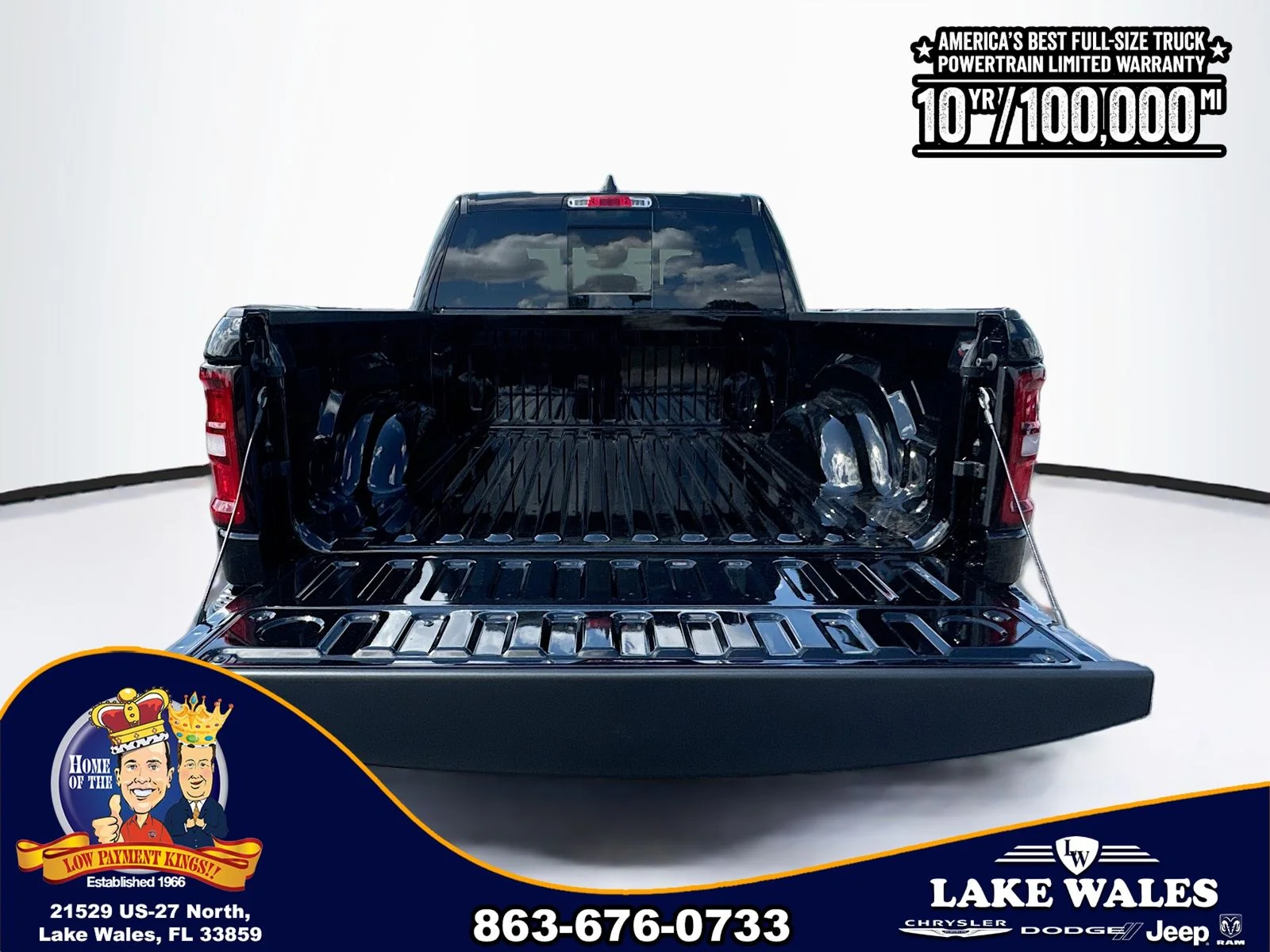 New 2026 Diamond Black Crystal Pearl-Coat Exterior Paint RAM BIG HORN image 25