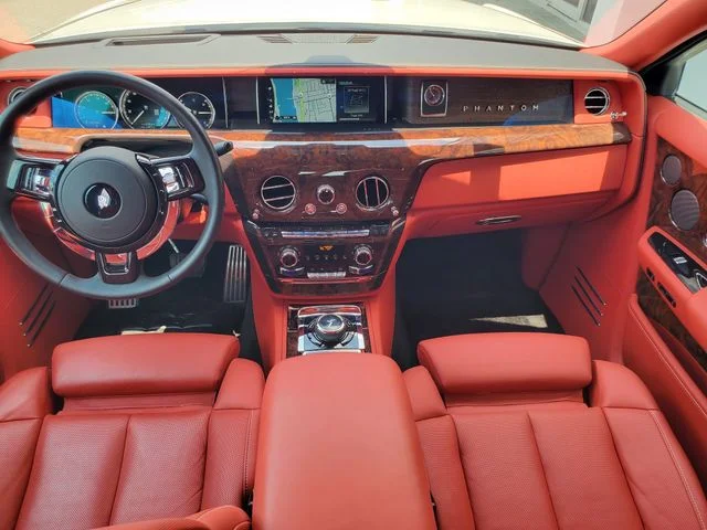 Used 2019 White Rolls-Royce Base image 3