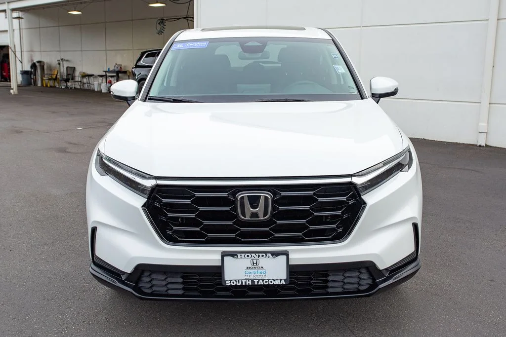 Certified Used 2024 Platinum White Pearl Honda AWD EX image 4