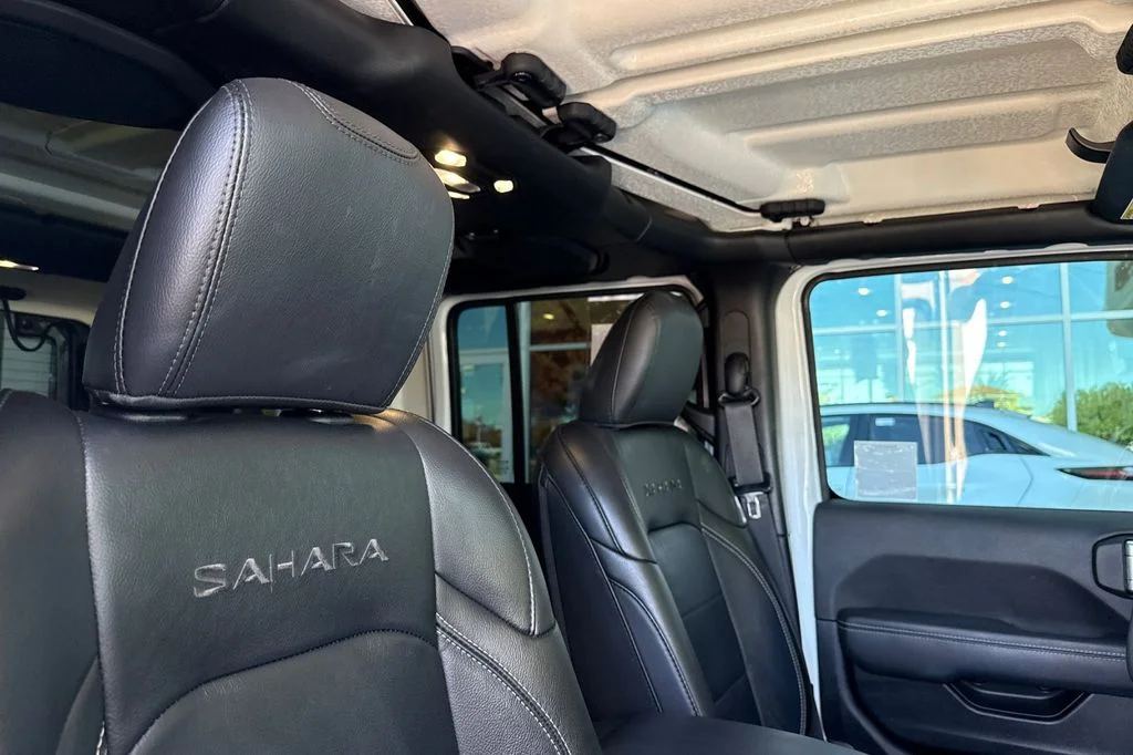 Used 2023 White Jeep Sahara 4xe image 21
