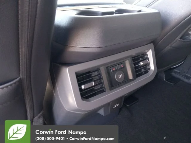 New 2026 Oxford White Ford Lariat image 27