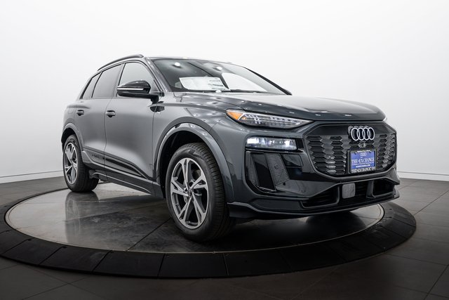 2027 Audi Q6 e-tron Premium Plus