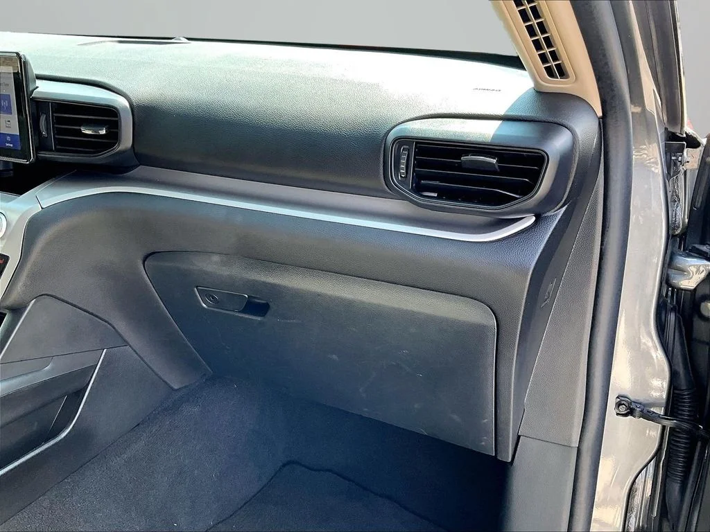Used 2023 Gray Ford XLT image 18