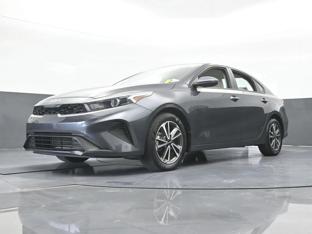 Used 2023 Gravity Gray Kia LXS image 45