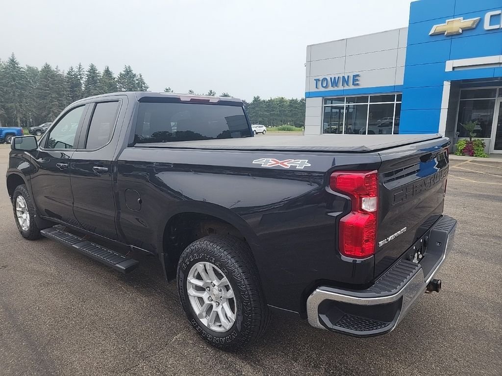 Used 2023 Gray Chevrolet LT image 5