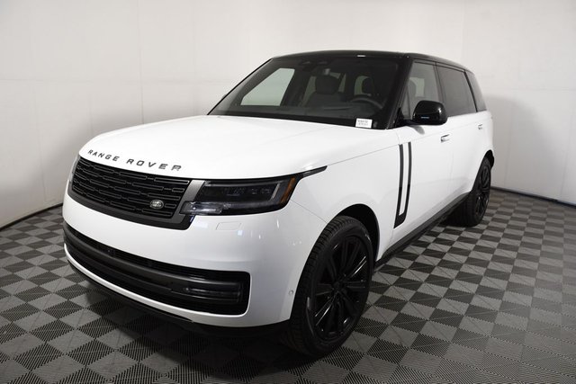 2026 Land Rover Range Rover SE