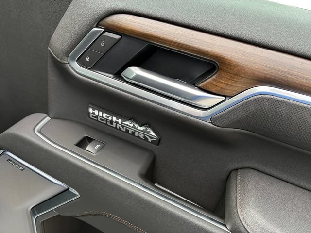 2026 Chevrolet Silverado 1500 High Country - Photo 14