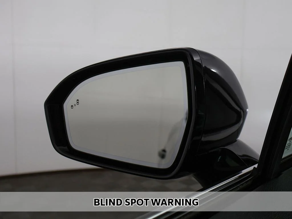 Used 2023 Black Metallic Lincoln Reserve image 5