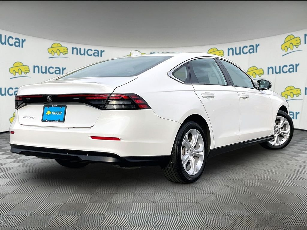 Used 2025 White Honda LX image 6
