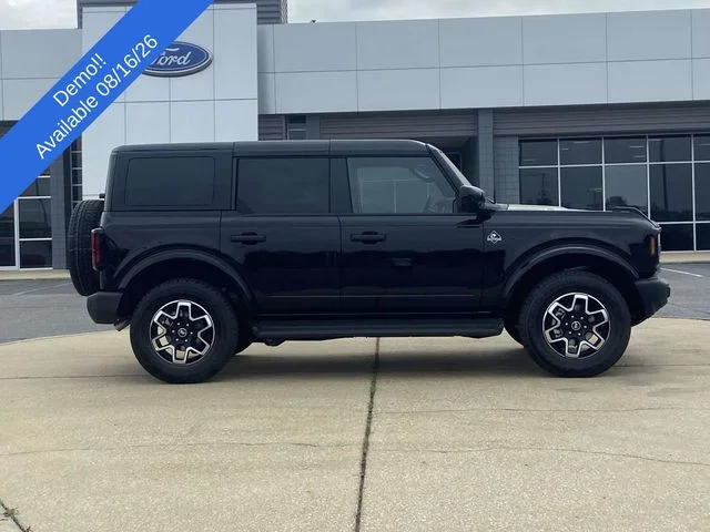 New 2026 Shadow Black Ford Outer Banks image 2