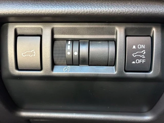 New 2026 CRYSTAL WHITE PEARL Subaru Premium image 17